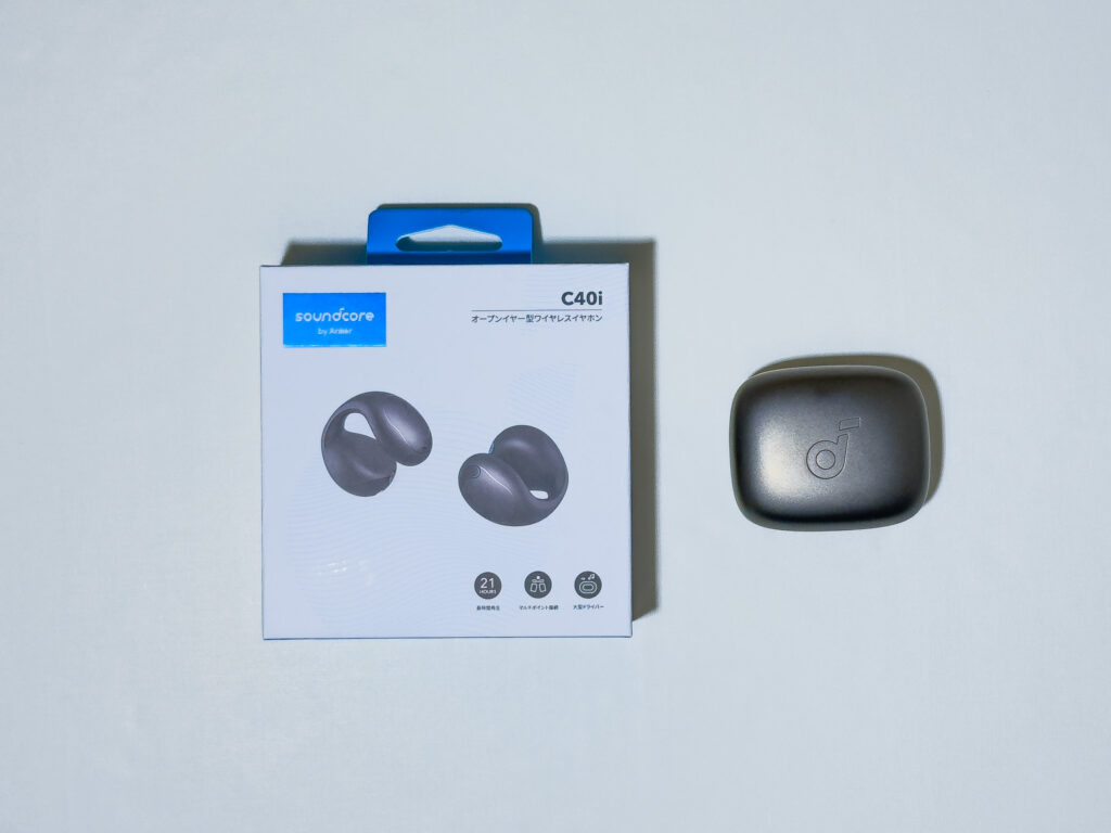 Anker Soundcore C40iの化粧箱とケース