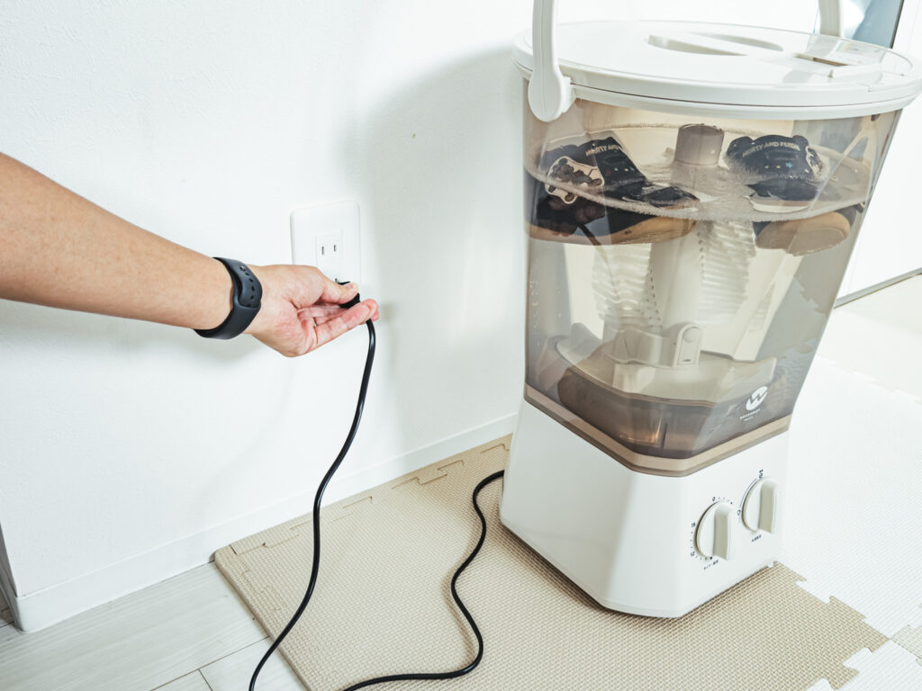 電源コードが短い様子