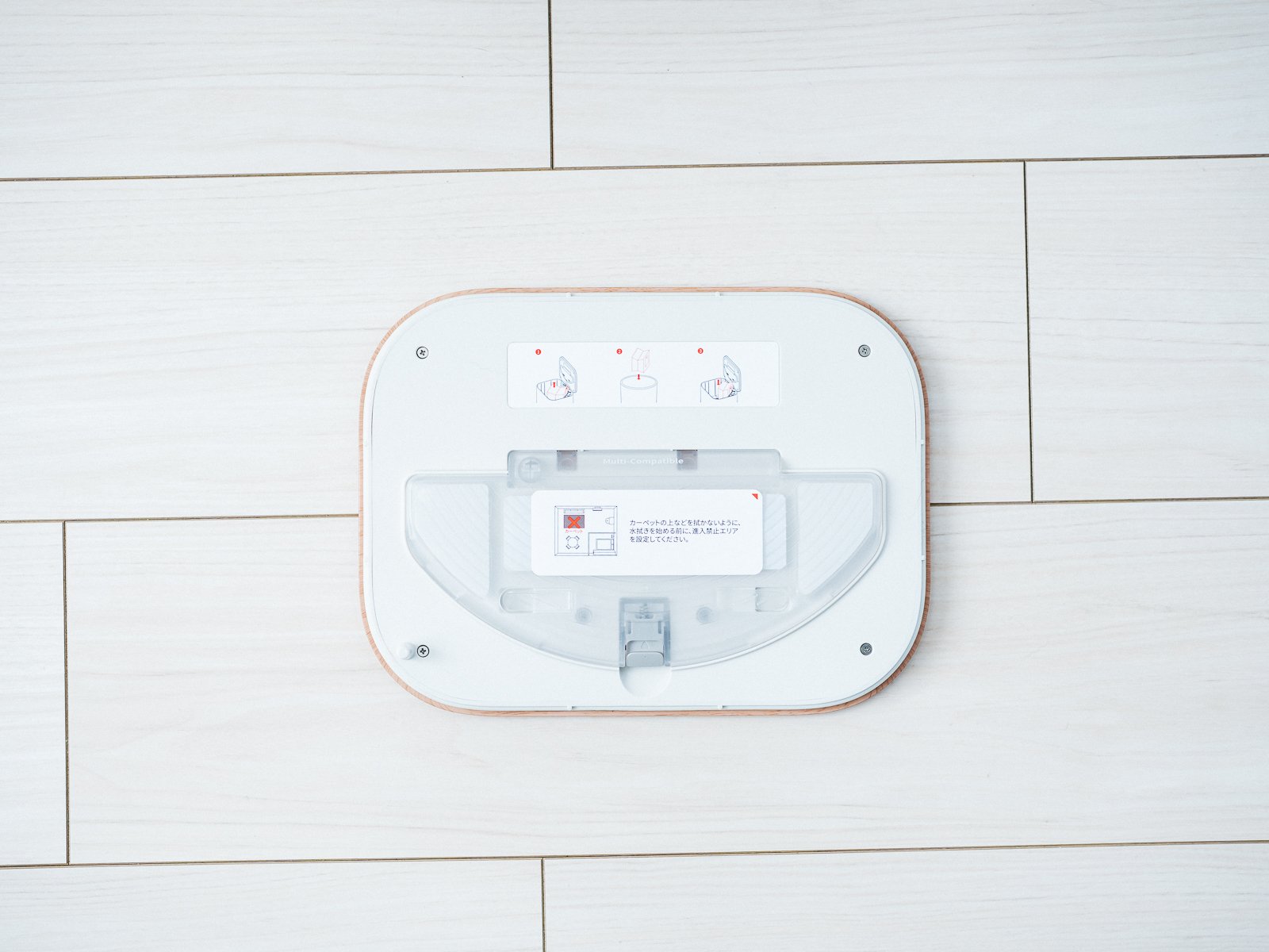 SwitchBot K11+ Proの水拭き用パッドを裏側から見たところ